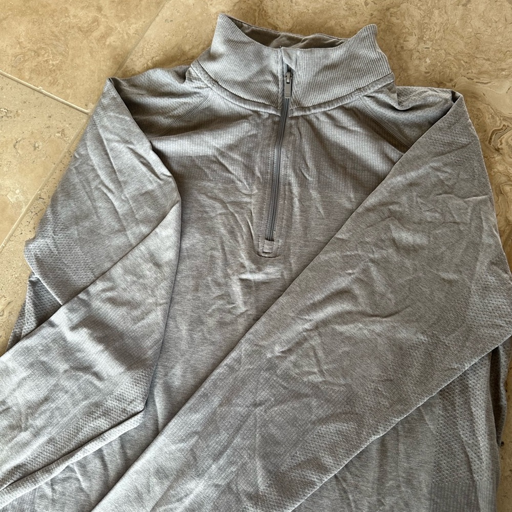 All in motion men’s medium quarter zip